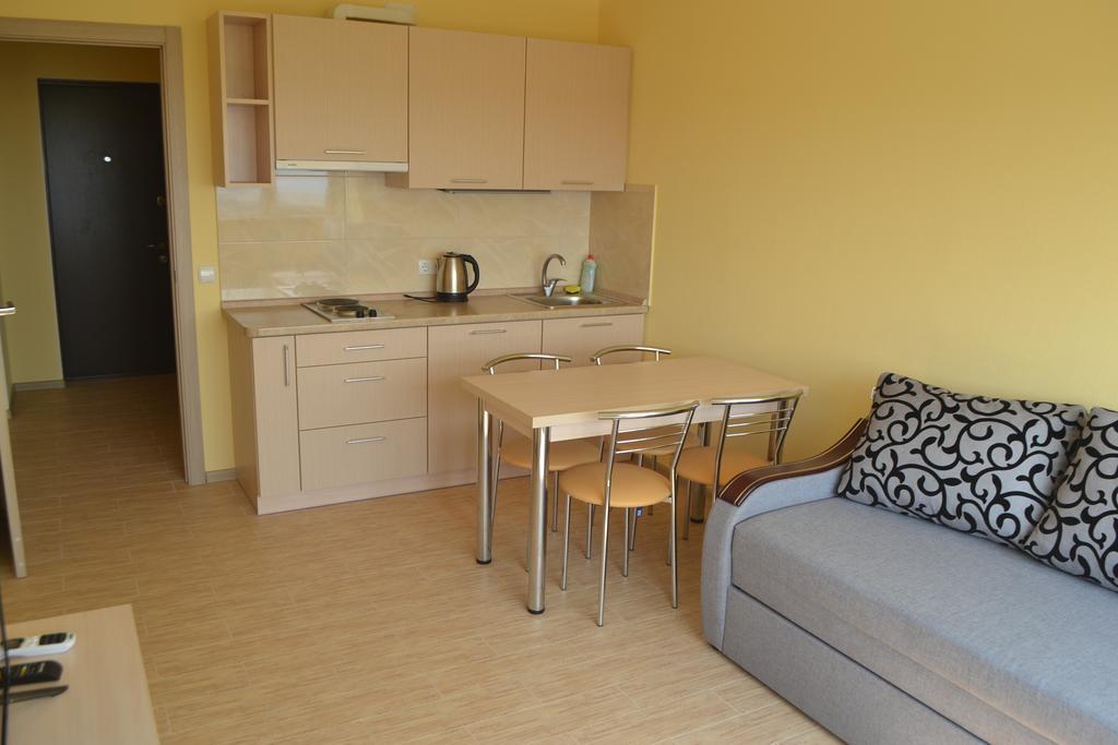 Hotel Promenad Zatoka Buitenkant foto