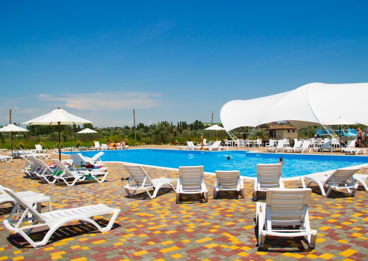 Hotel Promenad Zatoka Buitenkant foto