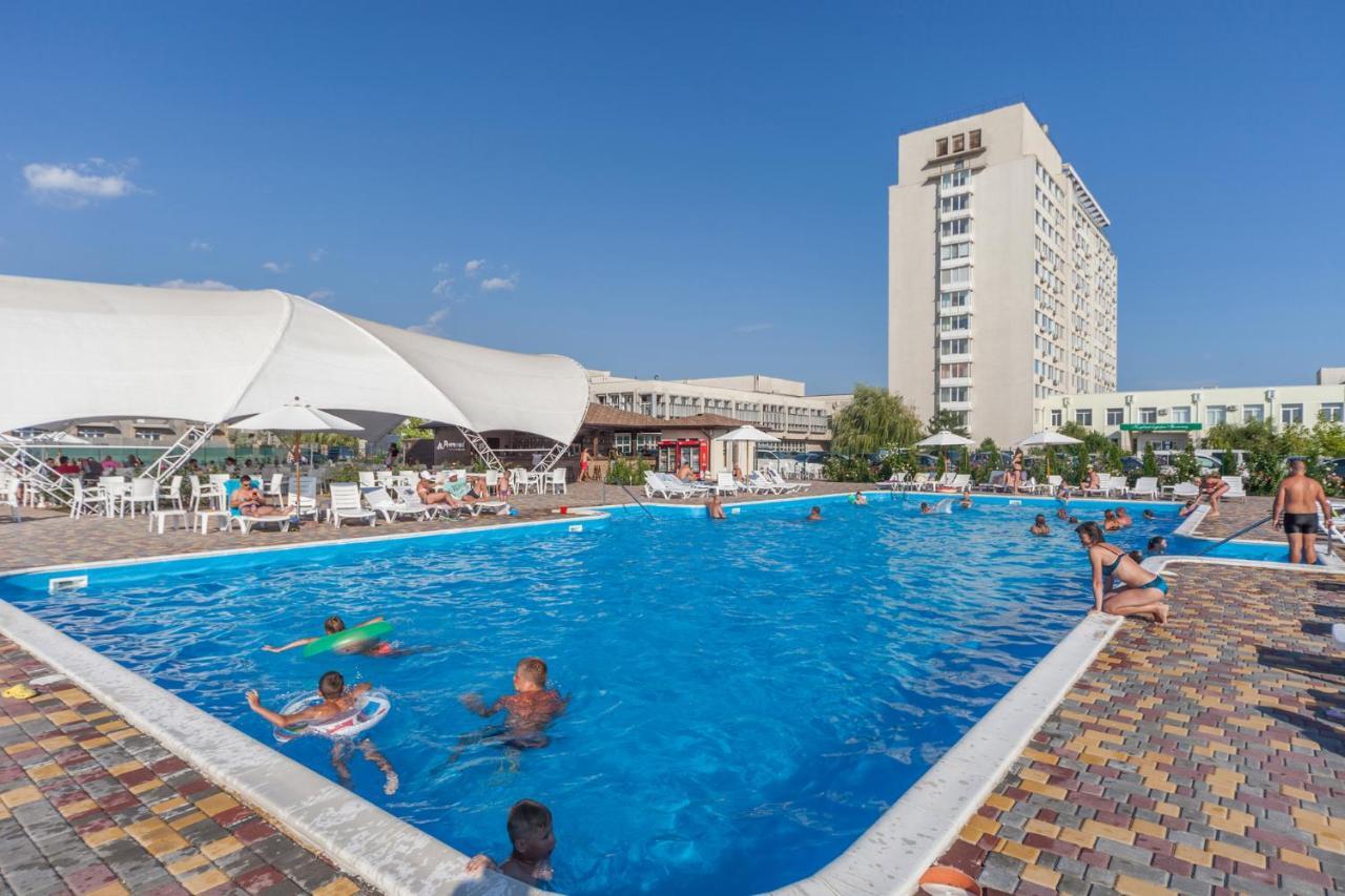Hotel Promenad Zatoka Buitenkant foto