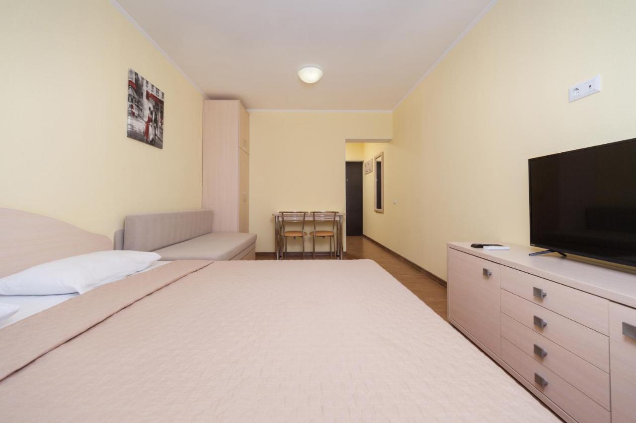 Hotel Promenad Zatoka Buitenkant foto